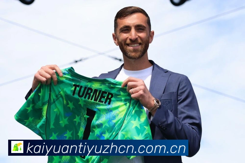科雷尔引领足球技术特点与战术价值解析:最新赛事动态与深度分析 科雷尔引领足球技术特点与战术价值解析:最新赛事动态与深度分析